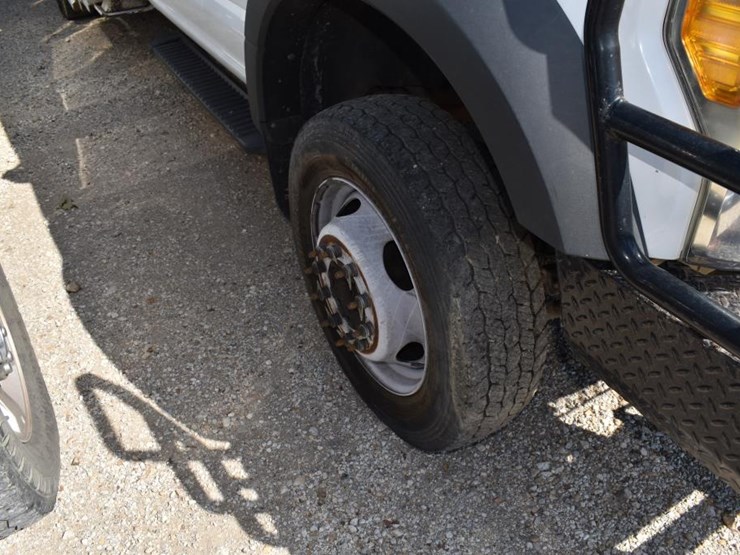 2017-ford-f550-image-3