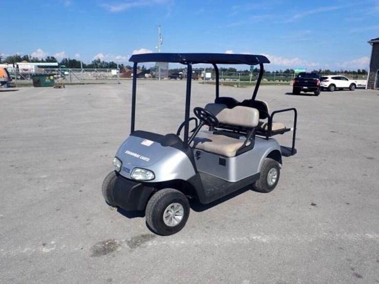 2021-e-z-go-rxv-4-passanger-gas-golf-cart-5621831-image-1