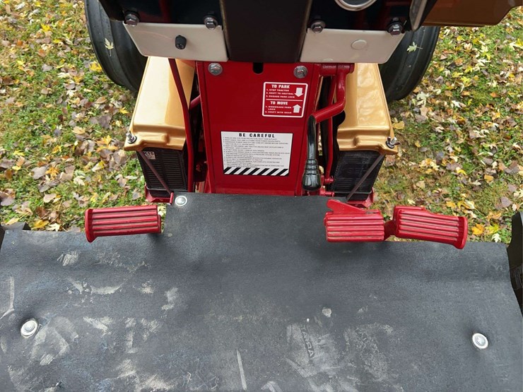 1970-1456-farmall-row-crop-golden-demonstrator-image-69