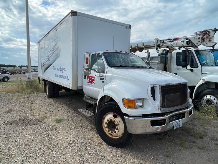 2015-ford-f650-image-4