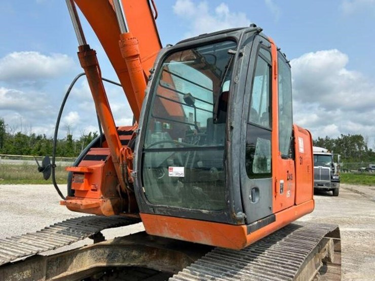2007-hitachi-zx225us-lc-image-80
