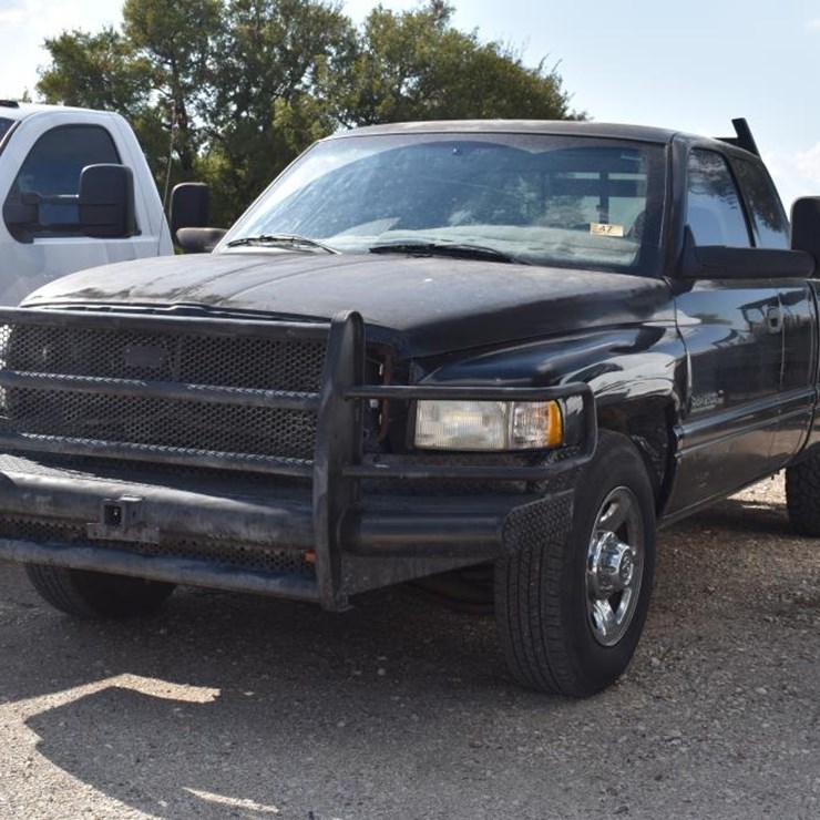 1999 DODGE 2500