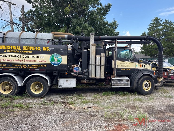 2008-sterling-jetter-/-vacuumtruck-image-3