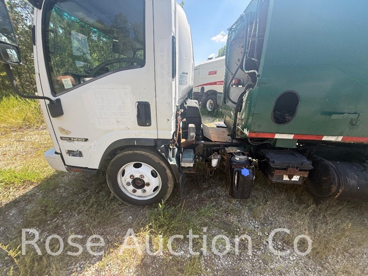 2017-isuzu-nrr-garbage-truck-pac-mac-rl-body-(new-kent,-va)-image-15