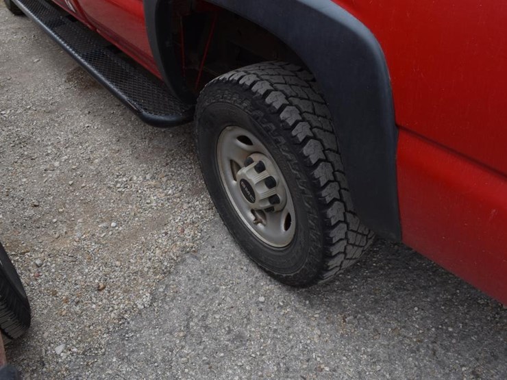 2006-gmc-2500-image-8