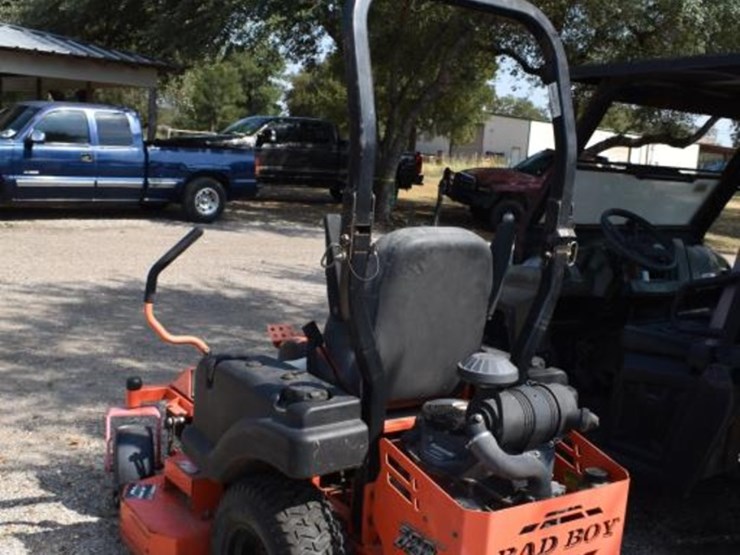 bad-boy-outlaw-zero-turn-mower-(serial-#-bb048fx69106161005)-(k)-image-3