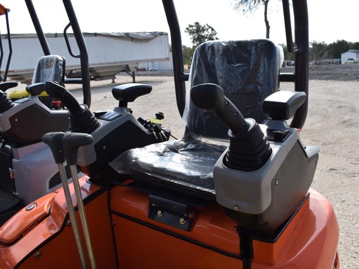 ats-me18-mini-excavator-(serial-#-a2602111250)-(k)-image-7