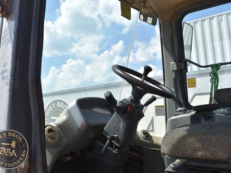 2006-doosan-dl400-image-57