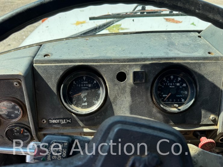 1993-mack-rd690s-image-26