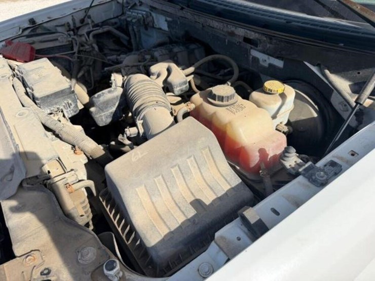 2014-ford-f150-xlt-image-26