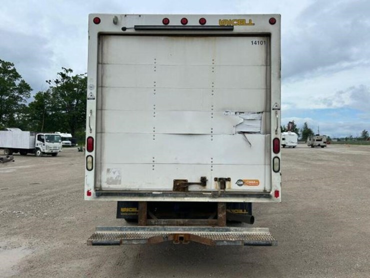2014-gmc-4500-s/a-cube-van-1gd676cl8e1115764-image-5