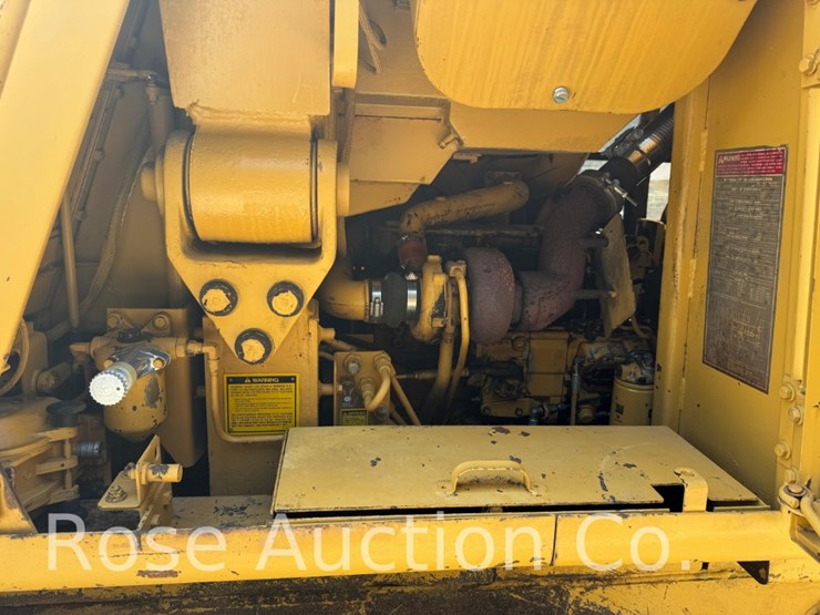 caterpillar-953-image-15