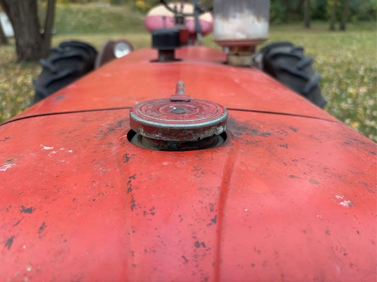 1952-farmall-super-c-image-14