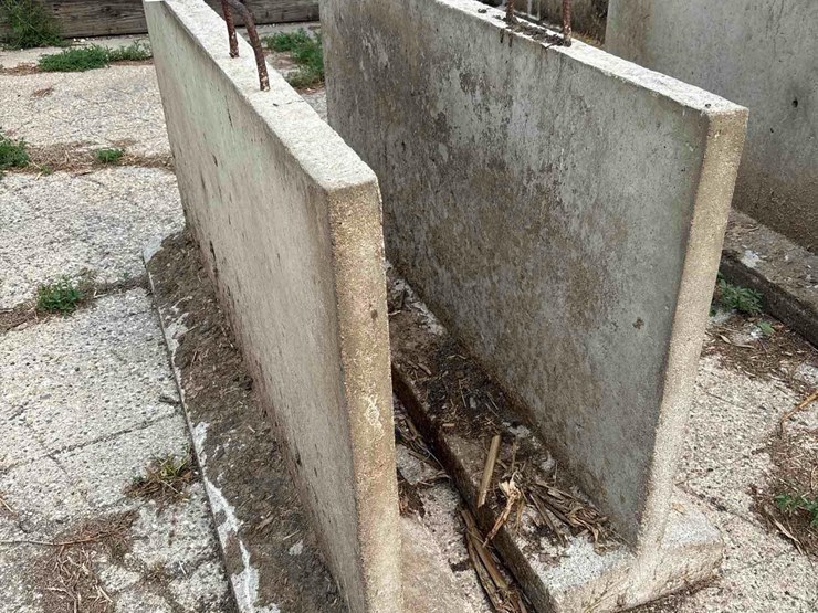 2-61/2’-long-portable-cement-walls-image-6
