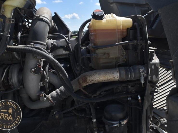 2013-international-transtar-8600-image-35