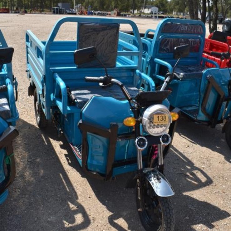 3 WHEEL ELECTRIC CART (SERIAL # KR2026427AMAM28Y1) (K)