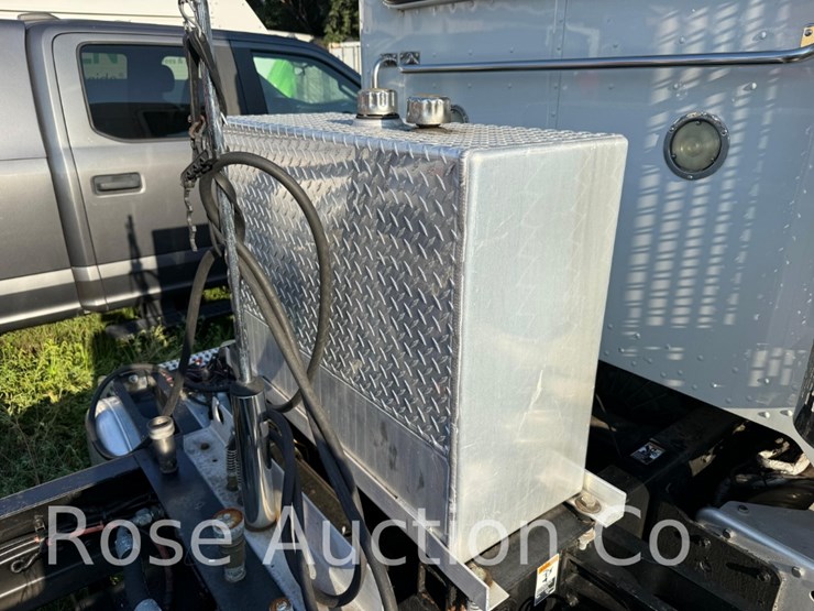 2014peterbilt386t/a-truck-tractor-(newport-news,-va)-image-16