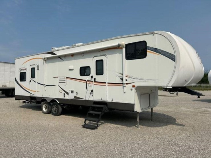 2014-kz-sportsmen-sportster-315-t/a-toy-hauler-4ez-image-2