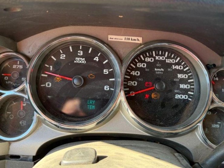 2009-chevrolet-silverado-2500hd-image-11