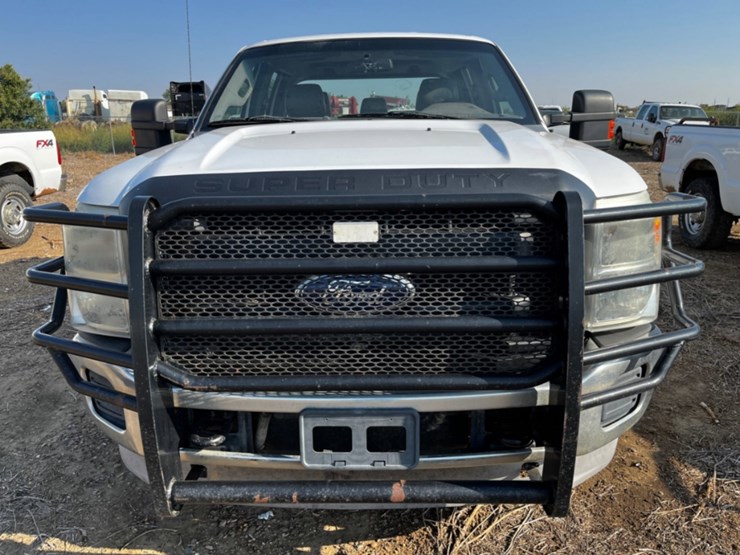 2011-ford-f250-image-2