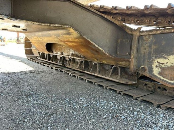 2012-volvo-fc2421c-image-83