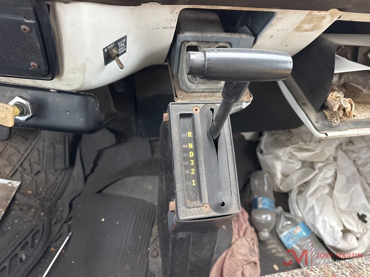 1986-gmc-7000-image-34