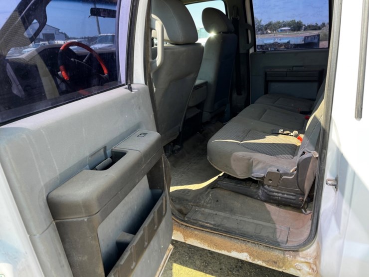 2011-ford-f250-image-8