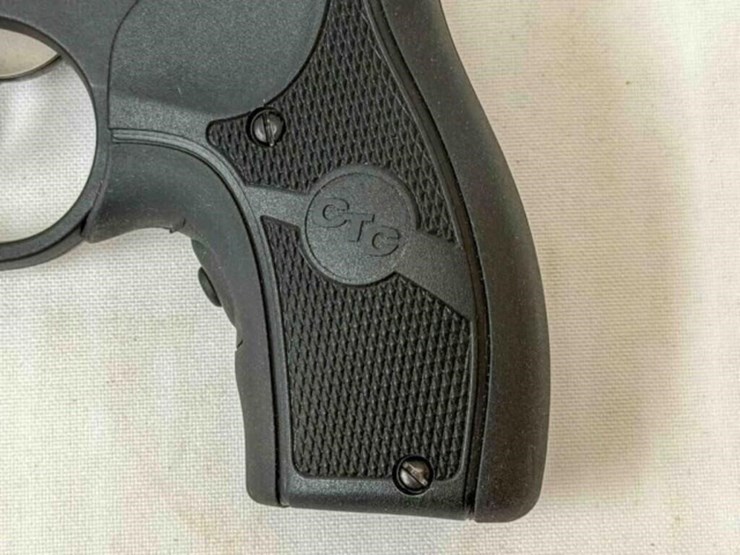 ruger-lcr-22lr-pistol-image-8