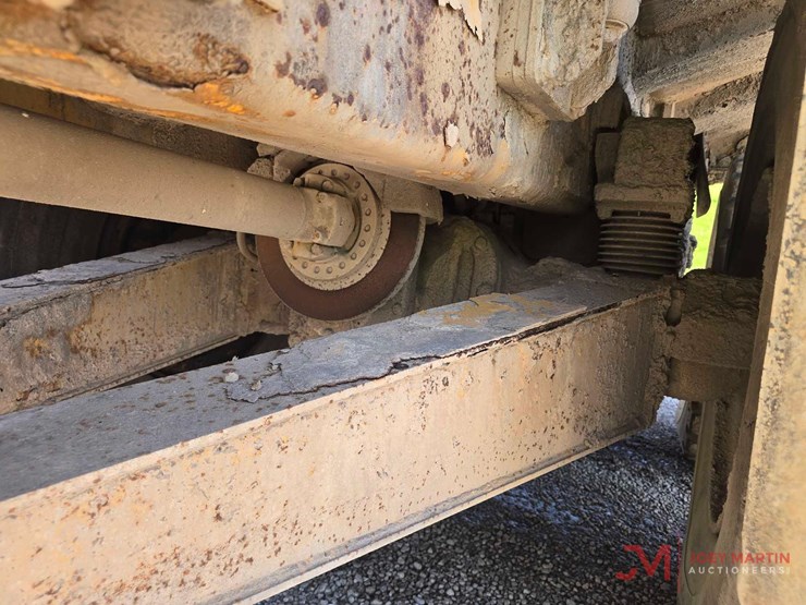 2006-caterpillar-730-image-13