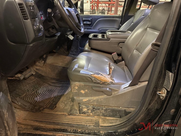 2018-chevrolet-silverado-3500-image-31