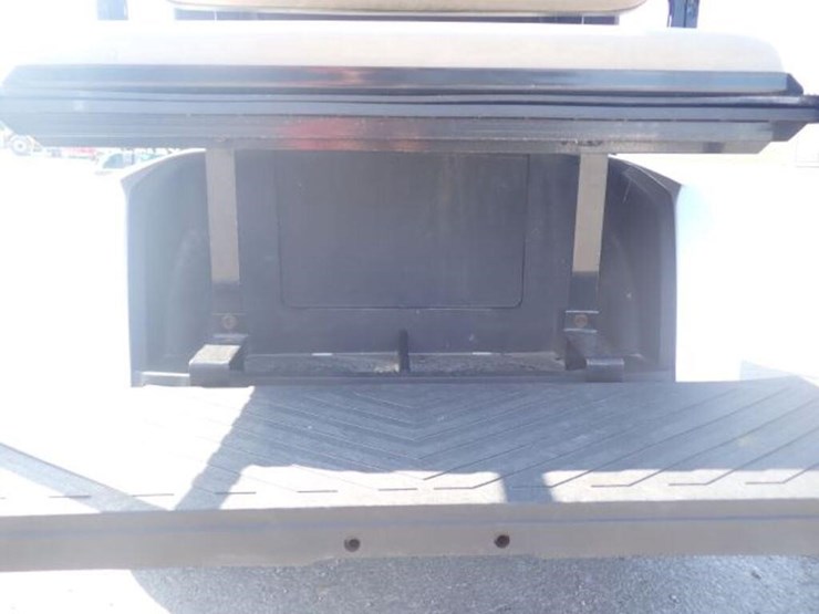 2021-e-z-go-rxv-4-passanger-gas-golf-cart-5621831-image-25