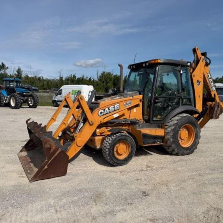 2014 CASE 580