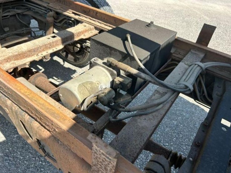 2008-ford-f550-image-47