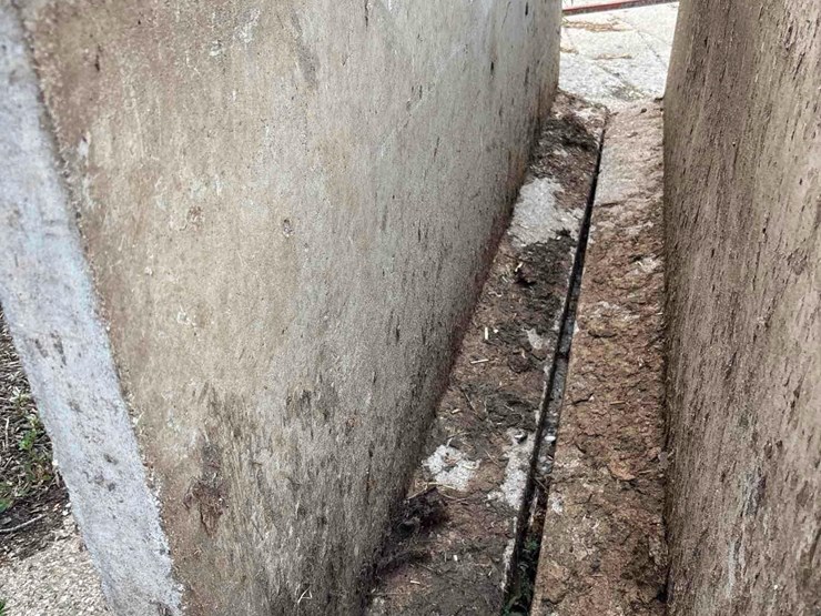 2--8’-portable-concrete-walls-image-6