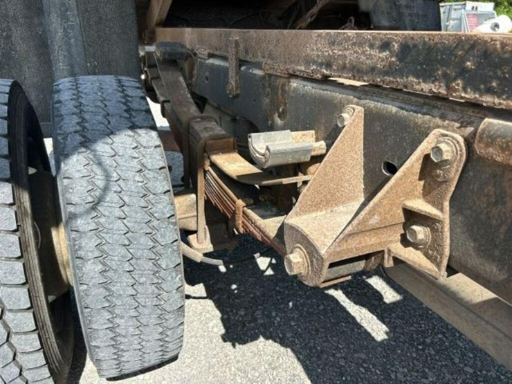 2008-ford-f550-image-53