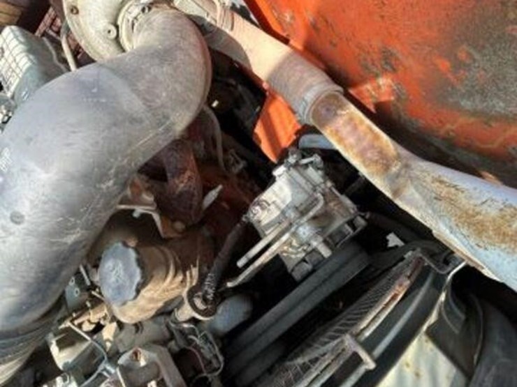 2007-hitachi-zx225us-lc-image-34