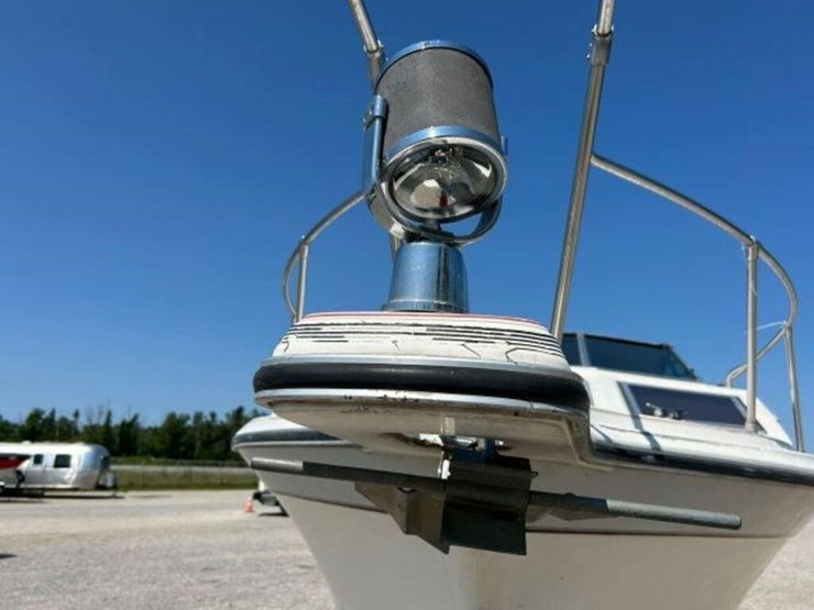 1988-doral-cavalier-24-ft-cabin-cruiser-2dba1303c8-image-99