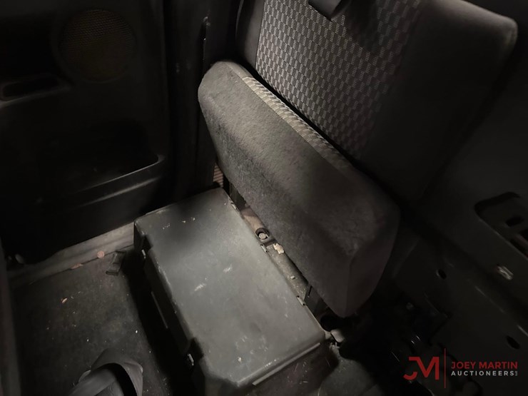 2012-chevrolet-colorado-image-26