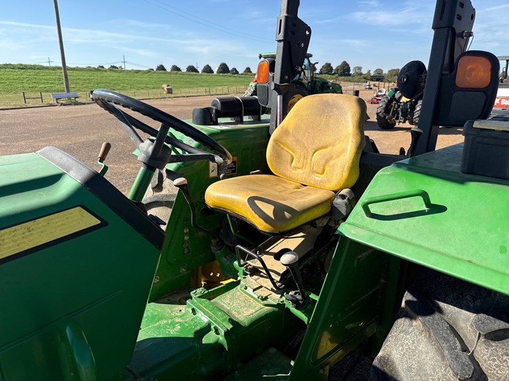 john-deere-5065e-image-10