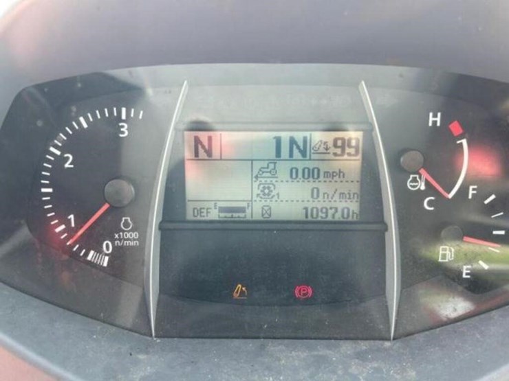 2018-kubota-m6-141-image-10