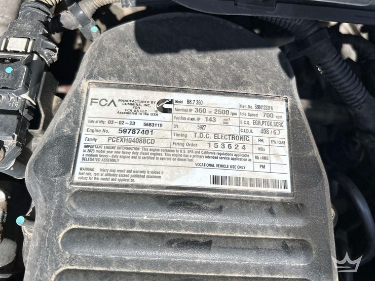2023-ram-5500-4x4-summit-6620-6,000lb.-crane-mechanics-truck-image-12