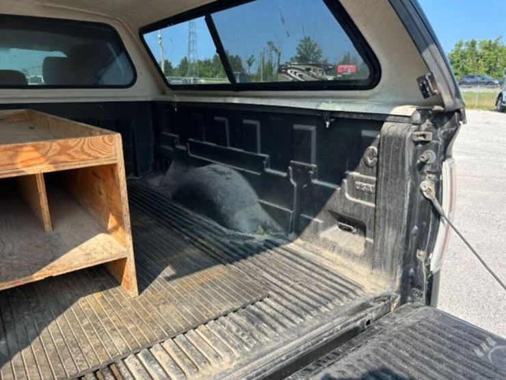 2014-ford-f150-xlt-image-46