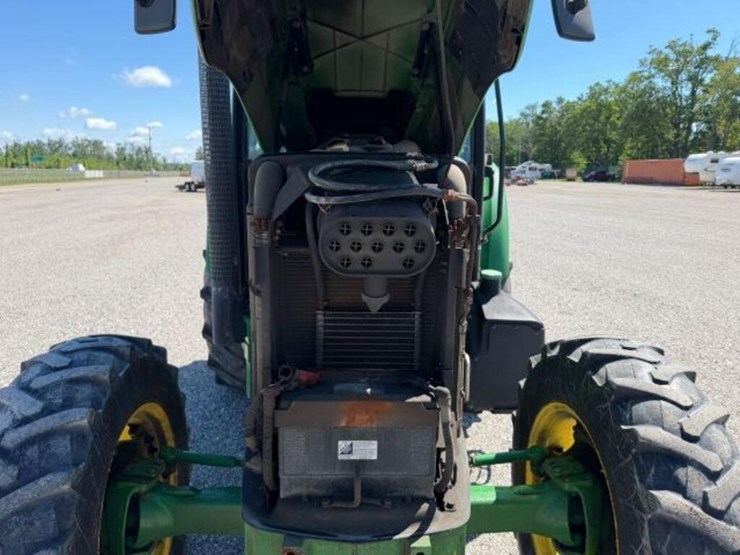 2015-john-deere-5085e-image-25