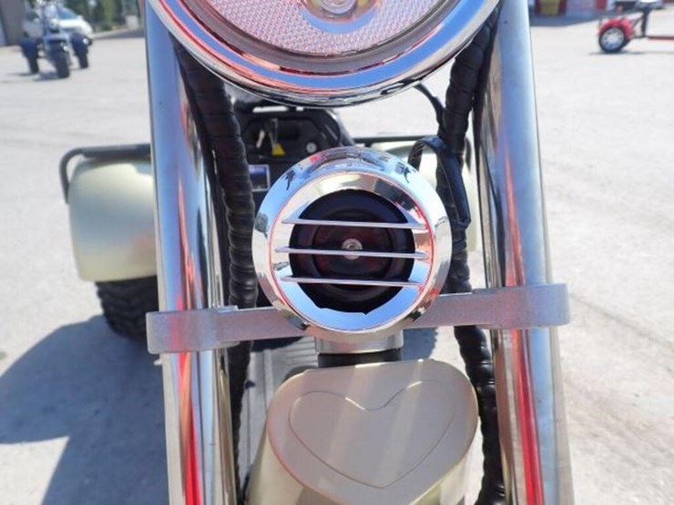 2024-shansu-youpi-60v-electric-tricycle-r36cp3010r-image-31