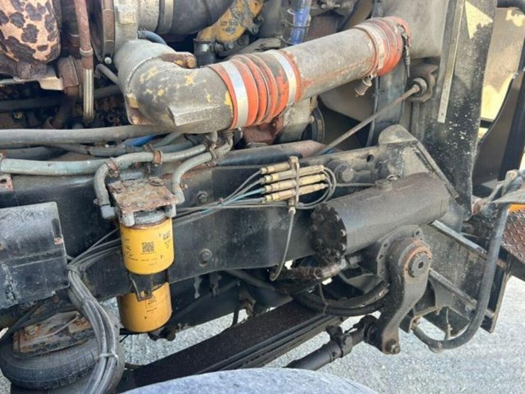 2001-kenworth-t800-image-46