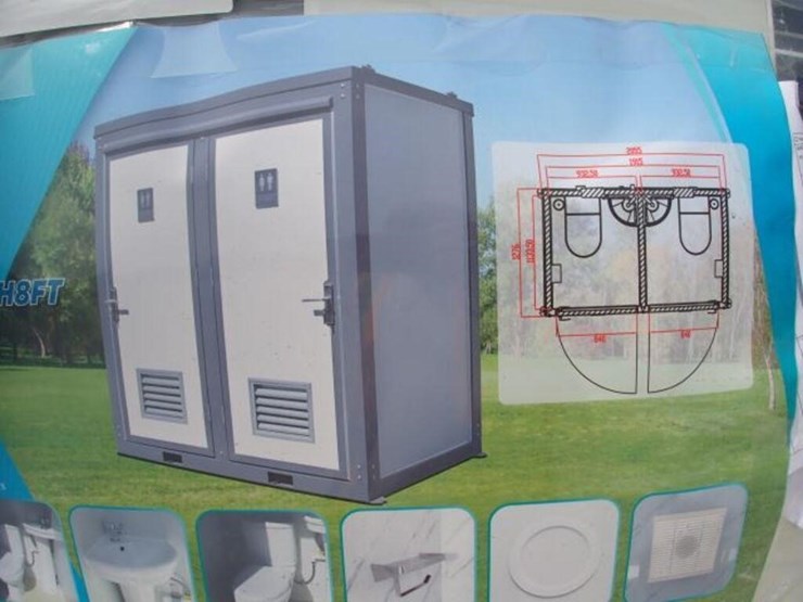 unused-bastone-portable-restroom-image-10