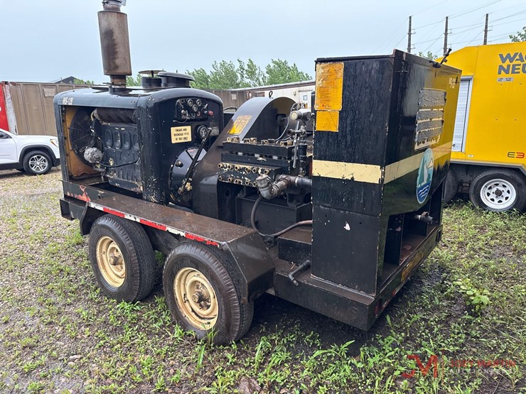american-wbd200n-trailer-mounted-water-blaster-image-3