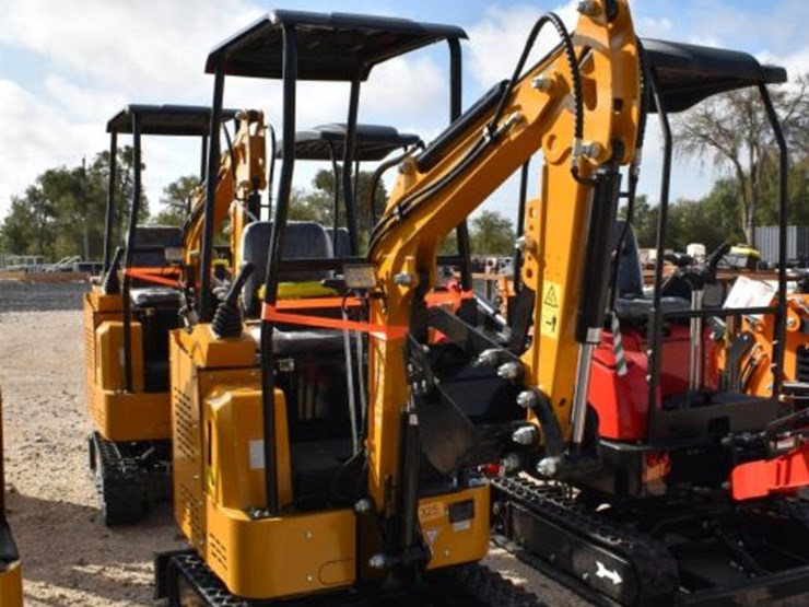 ats-rt15r-mini-excavator-(serial-#-2605072724sh)-(k)-image-2