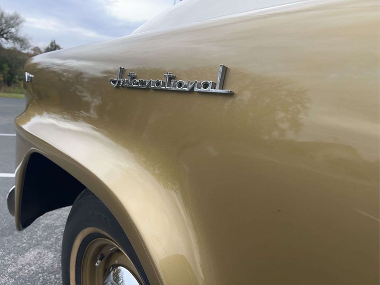 1957-international-a100-image-27