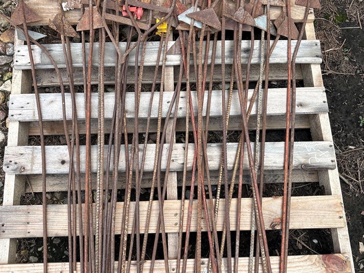app-36-electric-fence-posts-image-2